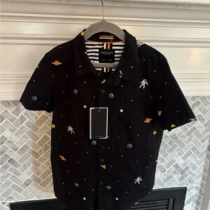 Denim & Flower Black Short-Sleeve Space Print Button-Front Shirt